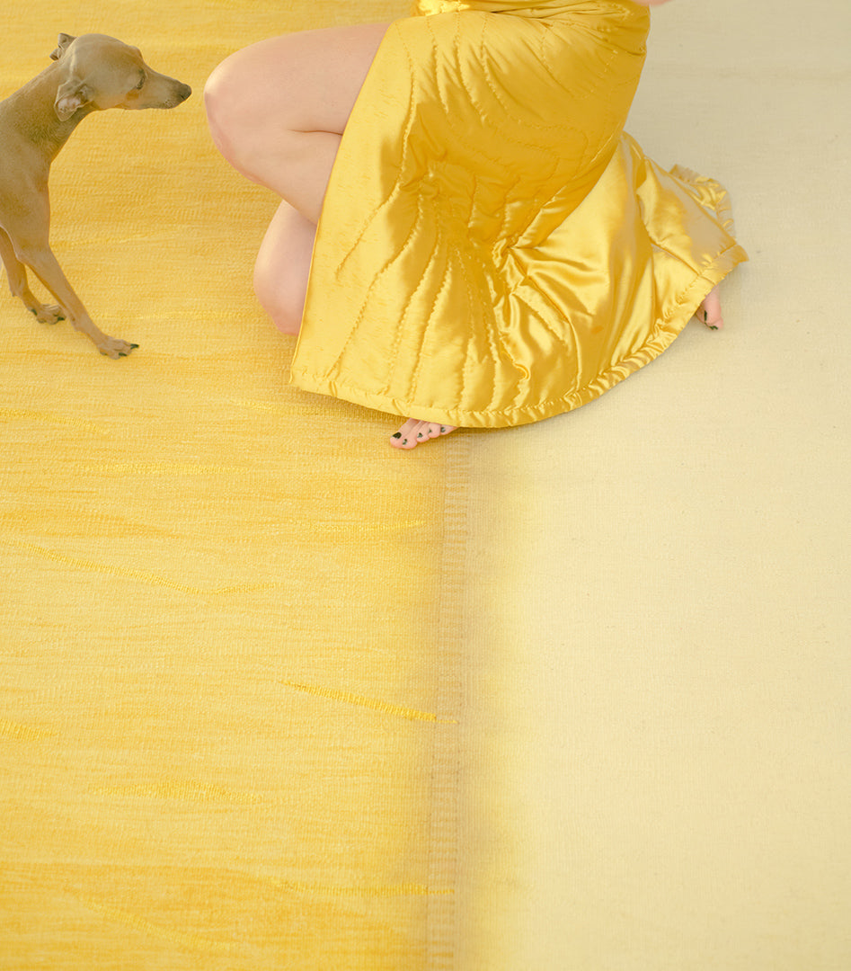 "MUSTARD", Merve Abedan - Cult Form, El dokuması kilim