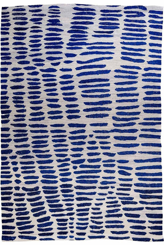 "365 GÜN", Zeynep Adil, El dokuması kilim