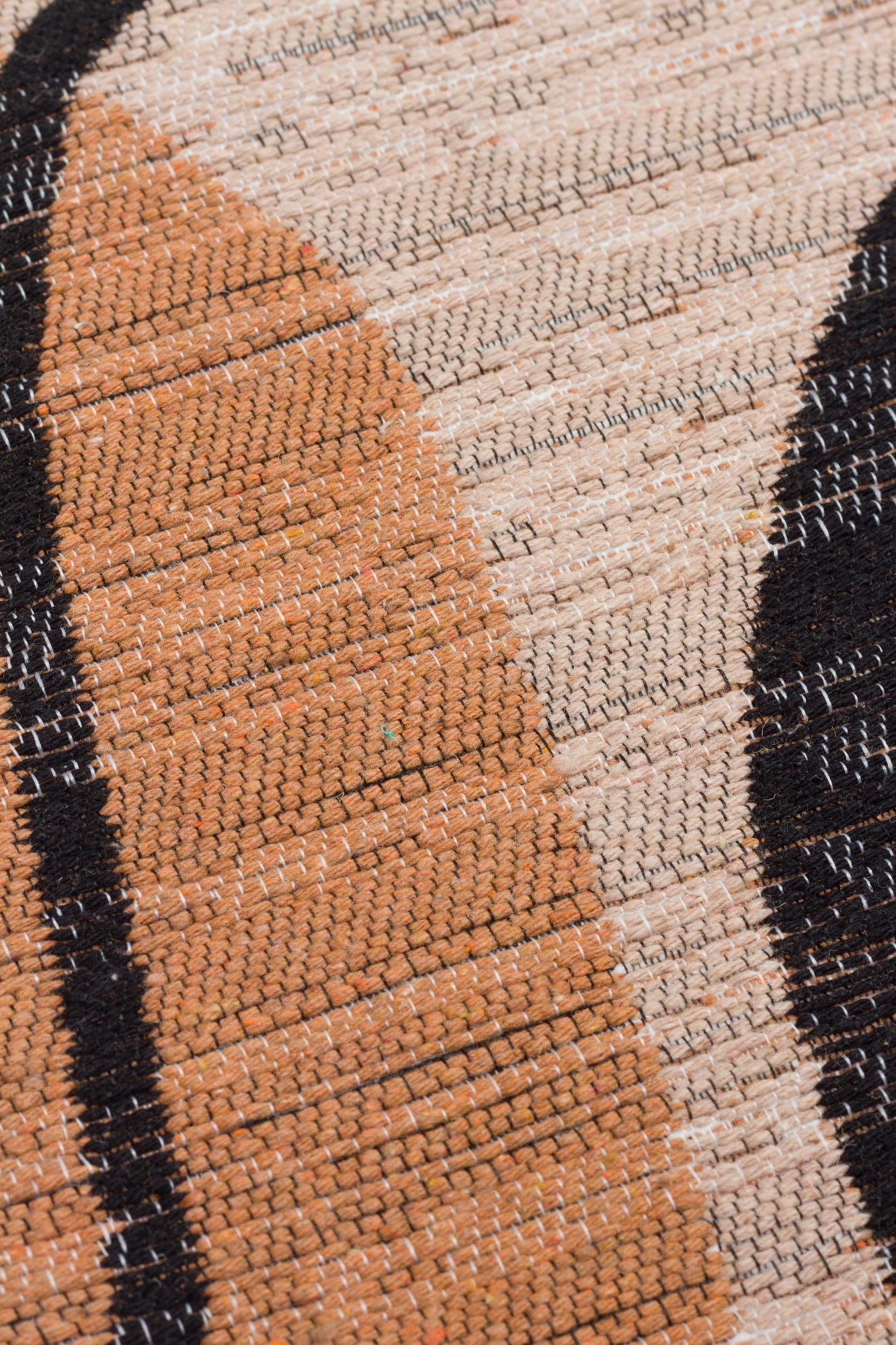 "TATOOINE", Eda Akgönül, Kilim