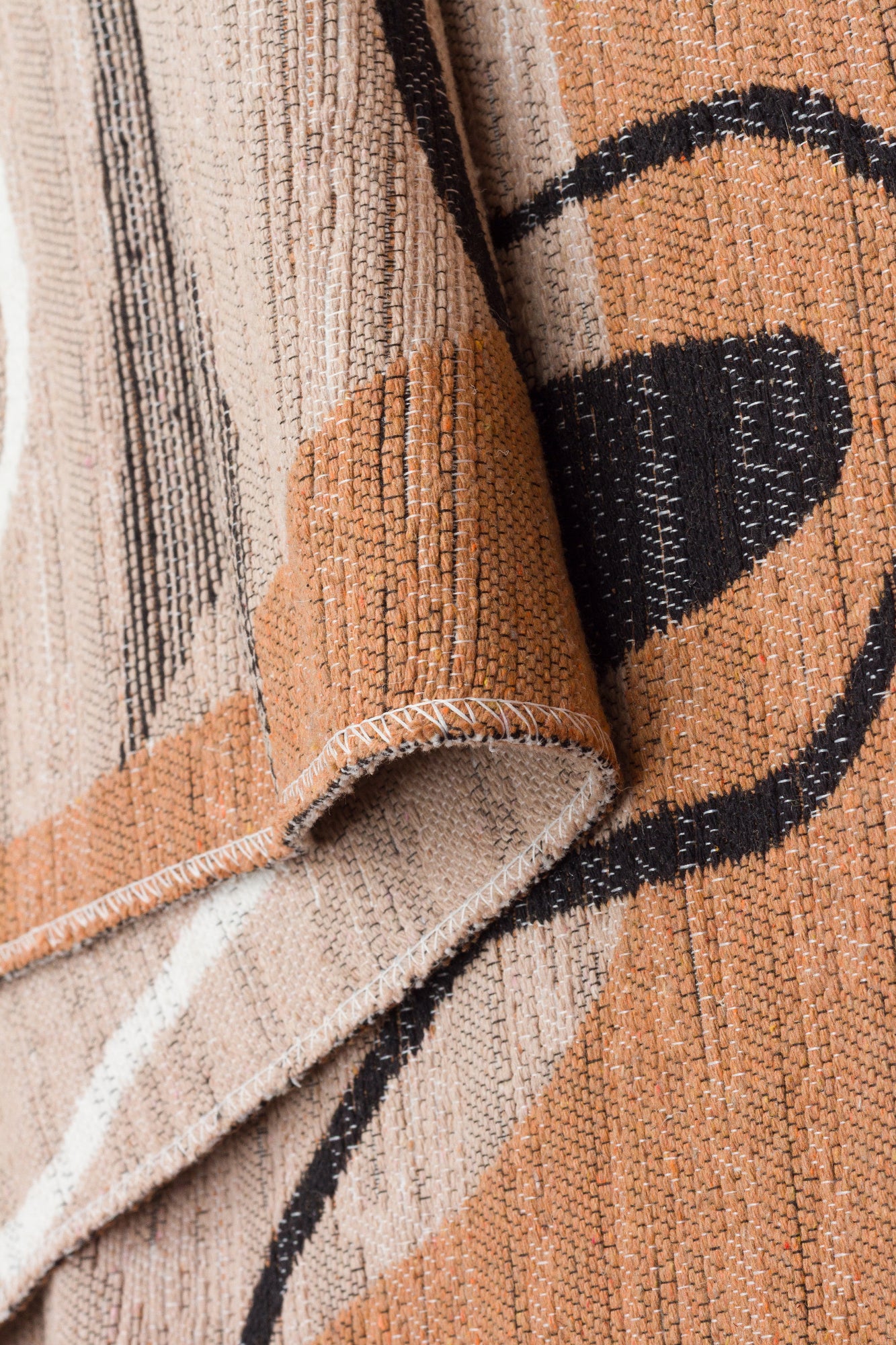 "TATOOINE", Eda Akgönül, Kilim